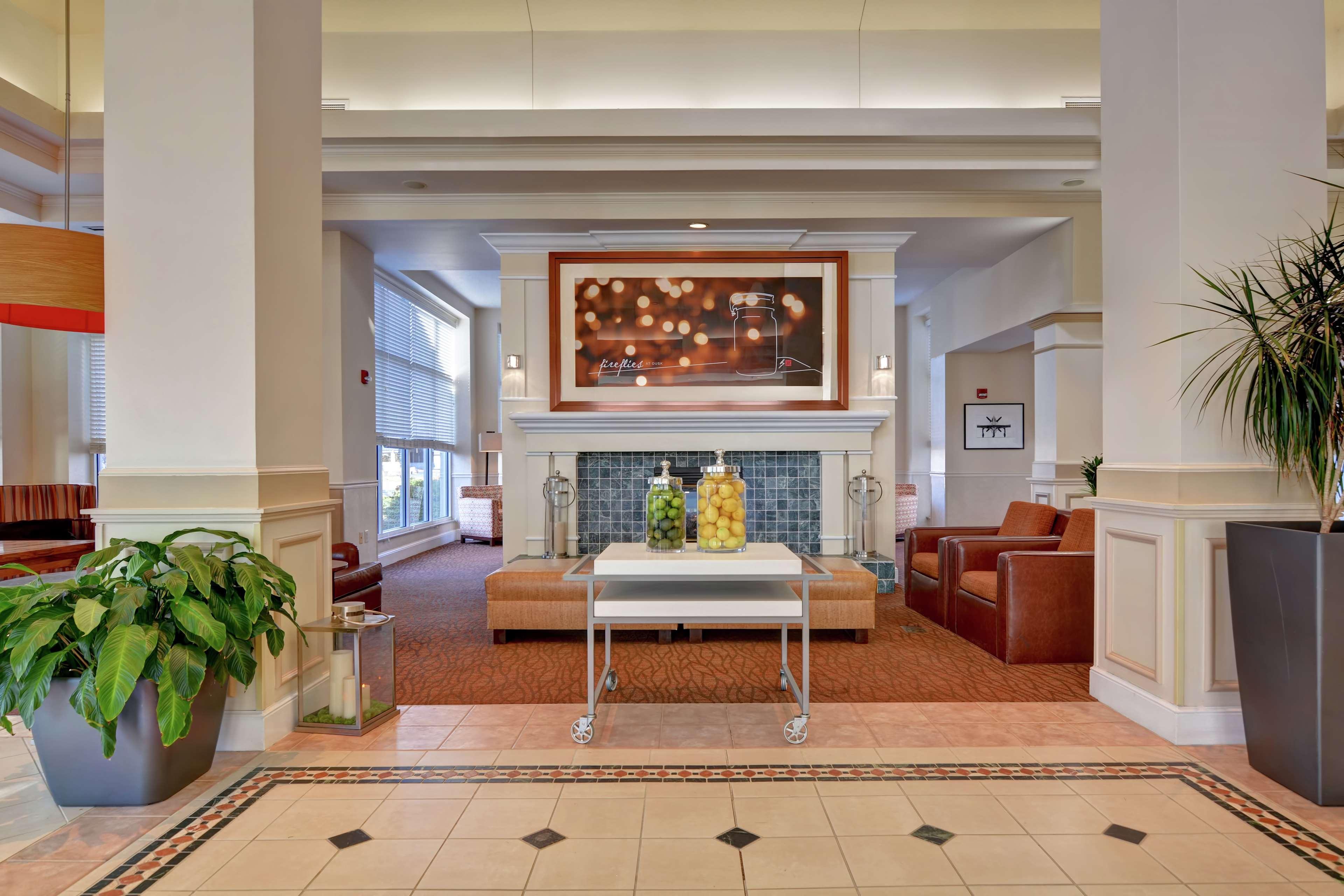 Hilton Garden Inn Oshkosh Exterior photo