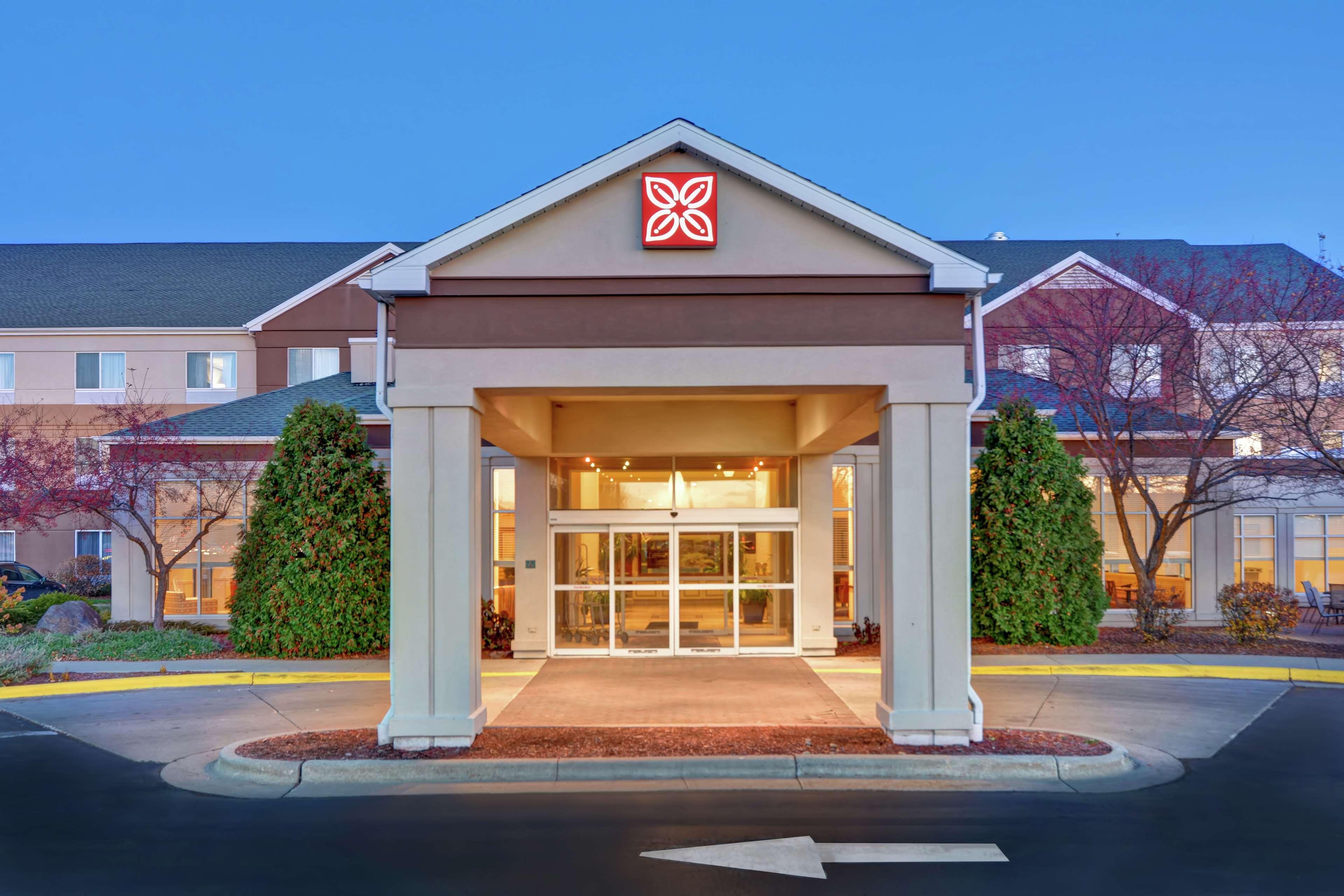 Hilton Garden Inn Oshkosh Exterior photo