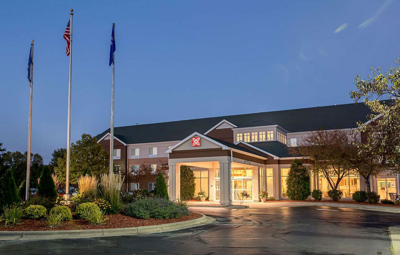 Hilton Garden Inn Oshkosh Exterior photo